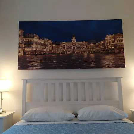 Hotel In Centro Con Wifi E Posto Auto In Garage 5*