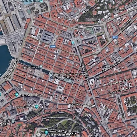 Отель In Centro Con Wifi E Posto Auto In Garage