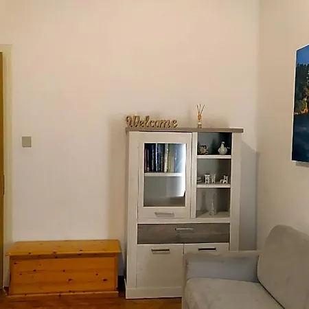 Otel In Centro Con Wifi E Posto Auto In Garage Trieste