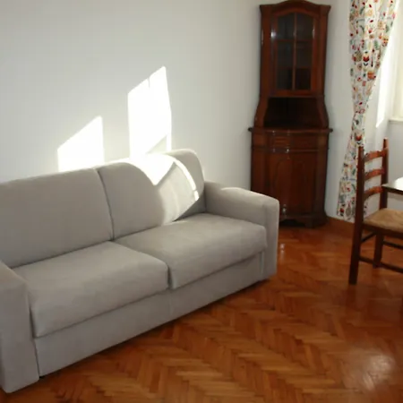 Отель In Centro Con Wifi E Posto Auto In Garage